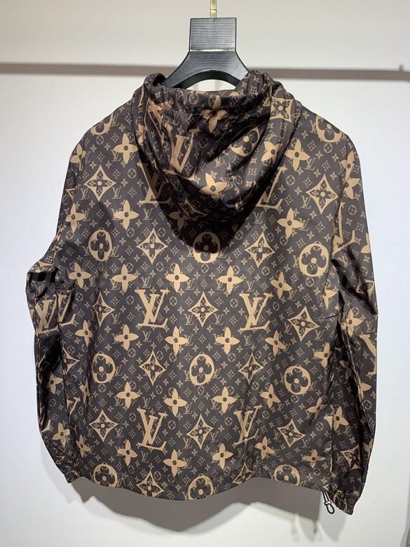 LV Men's Outwear 53